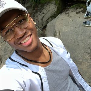 Meet your Posher, Brennan